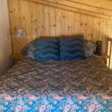 Tiny House *